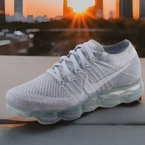 Nike Air VaporMax Pure Platinum White Wolf Grey 849557-004 Women's Size 7.5 39